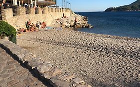 Porto Azzuro Apartment 6 Beds